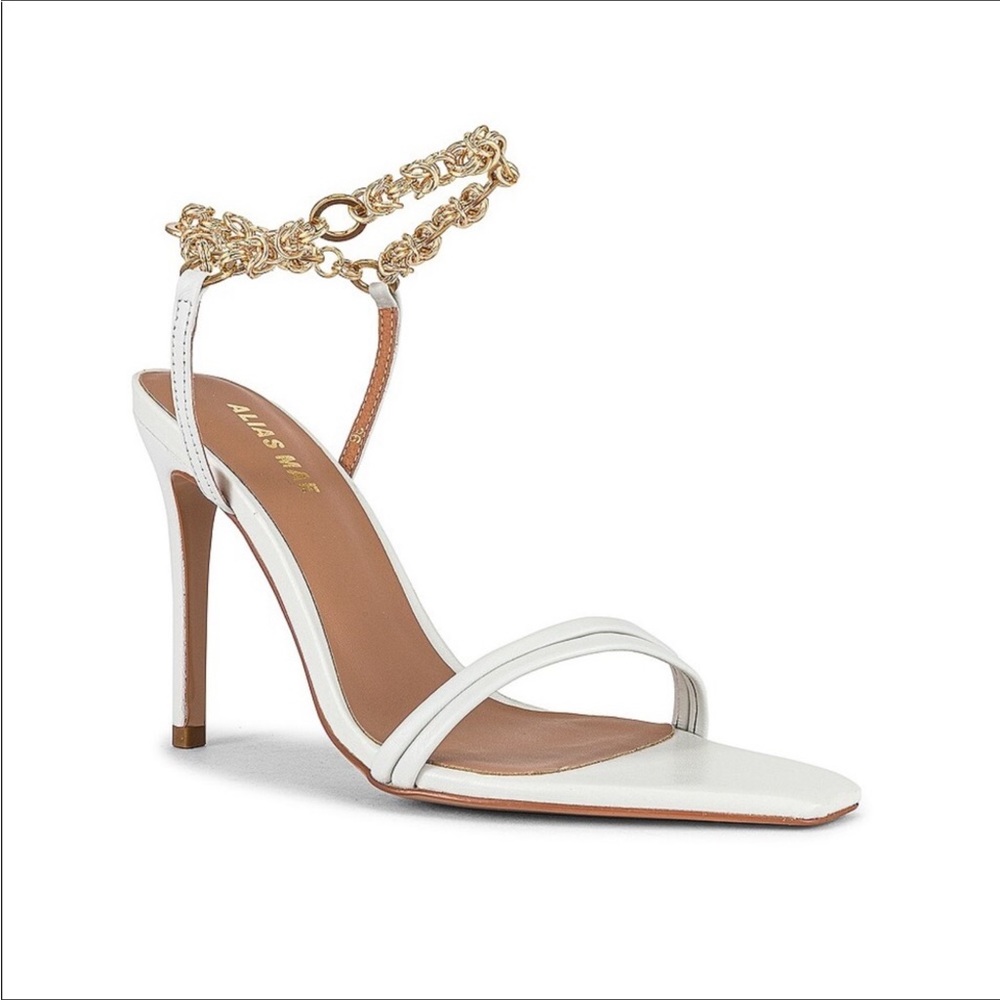 Alias Mae Isha Ankle Strap Heel in Ivory, Size: EU: 39